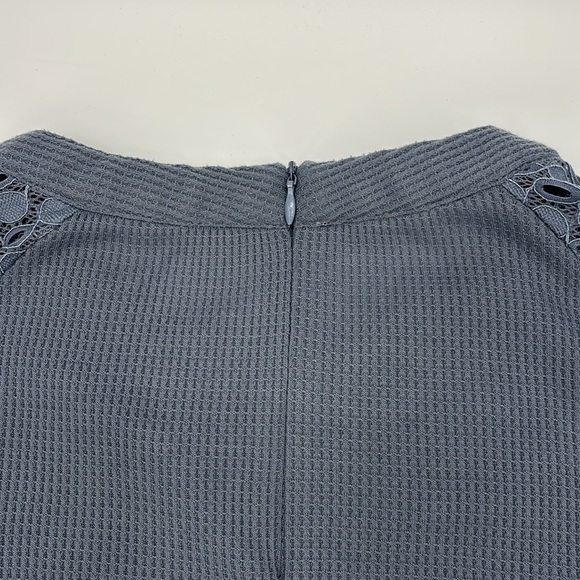 Miholl Blue/Gray Lace Sleeve Top size XL - Picture 7 of 8